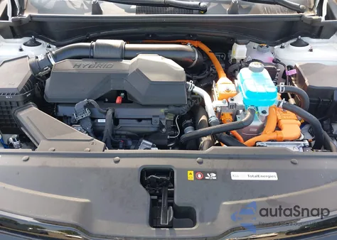 2025 Kia Sportage Plug-In Hybrid X-Line Prestige z USA, uszkodzony, nr VIN KNDPZDDHXS7203807